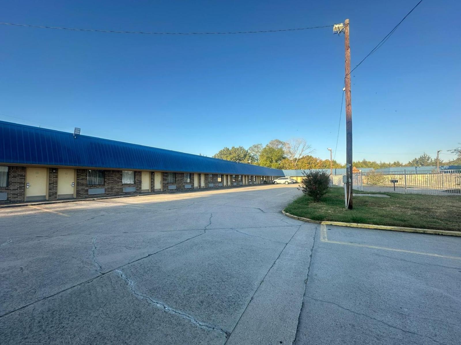 Loyalty Inn Gainesville Exterior photo